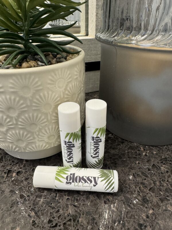 REVITALIZING LIP BALM - Image 3